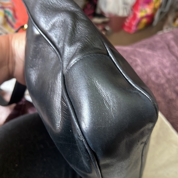 Gorgeous lambskin vintage Black Chanel bag 10x14 - Picture 12 of 14